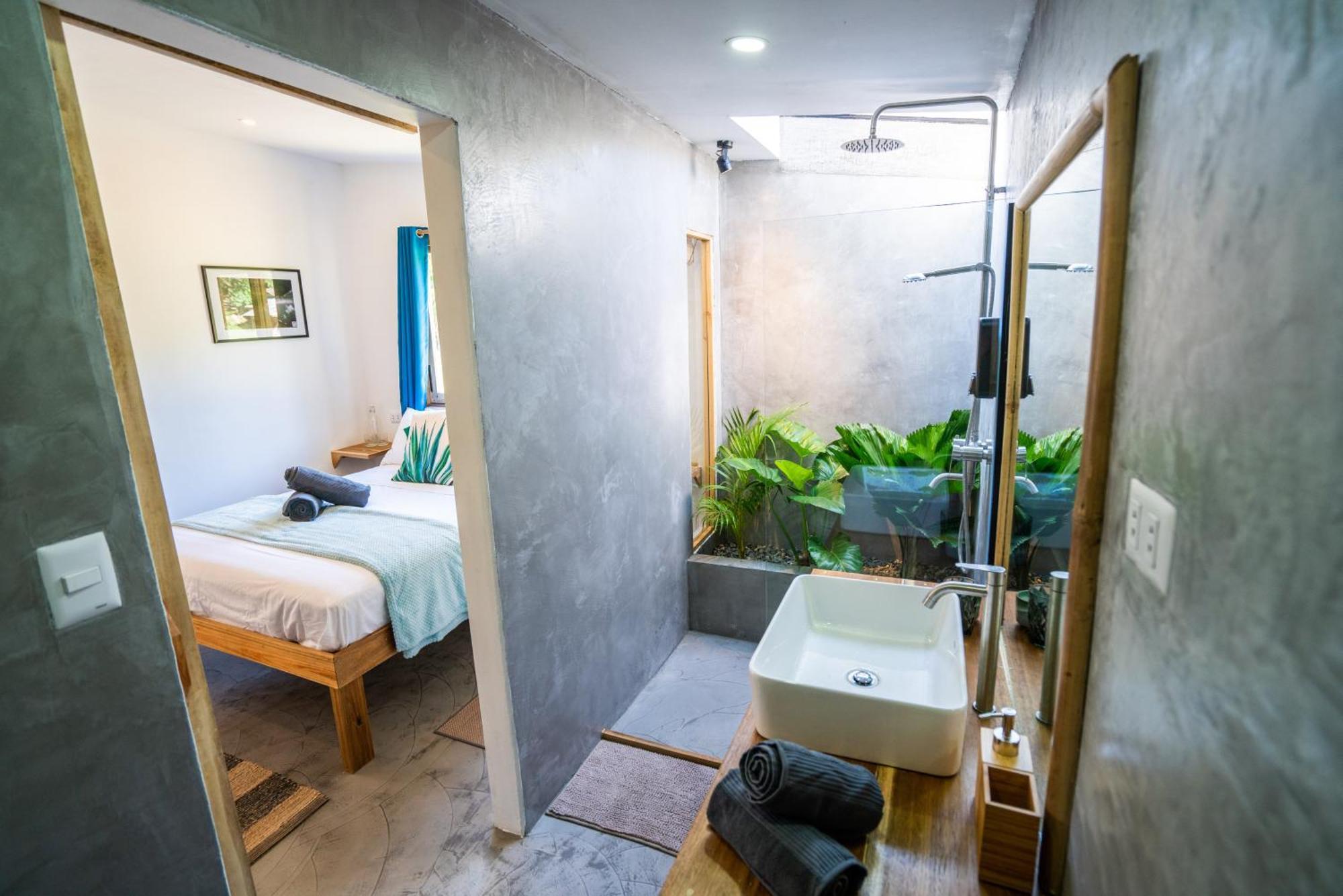 Palayan - - Private Pool And 2 Buggy Cars Free * El Nido